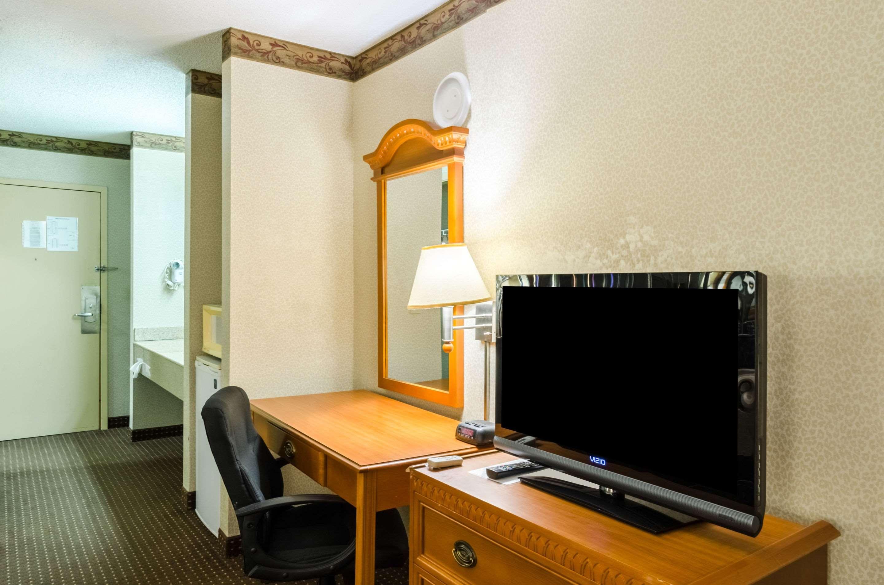 Fairbridge Inn Express Pittsfield Luaran gambar