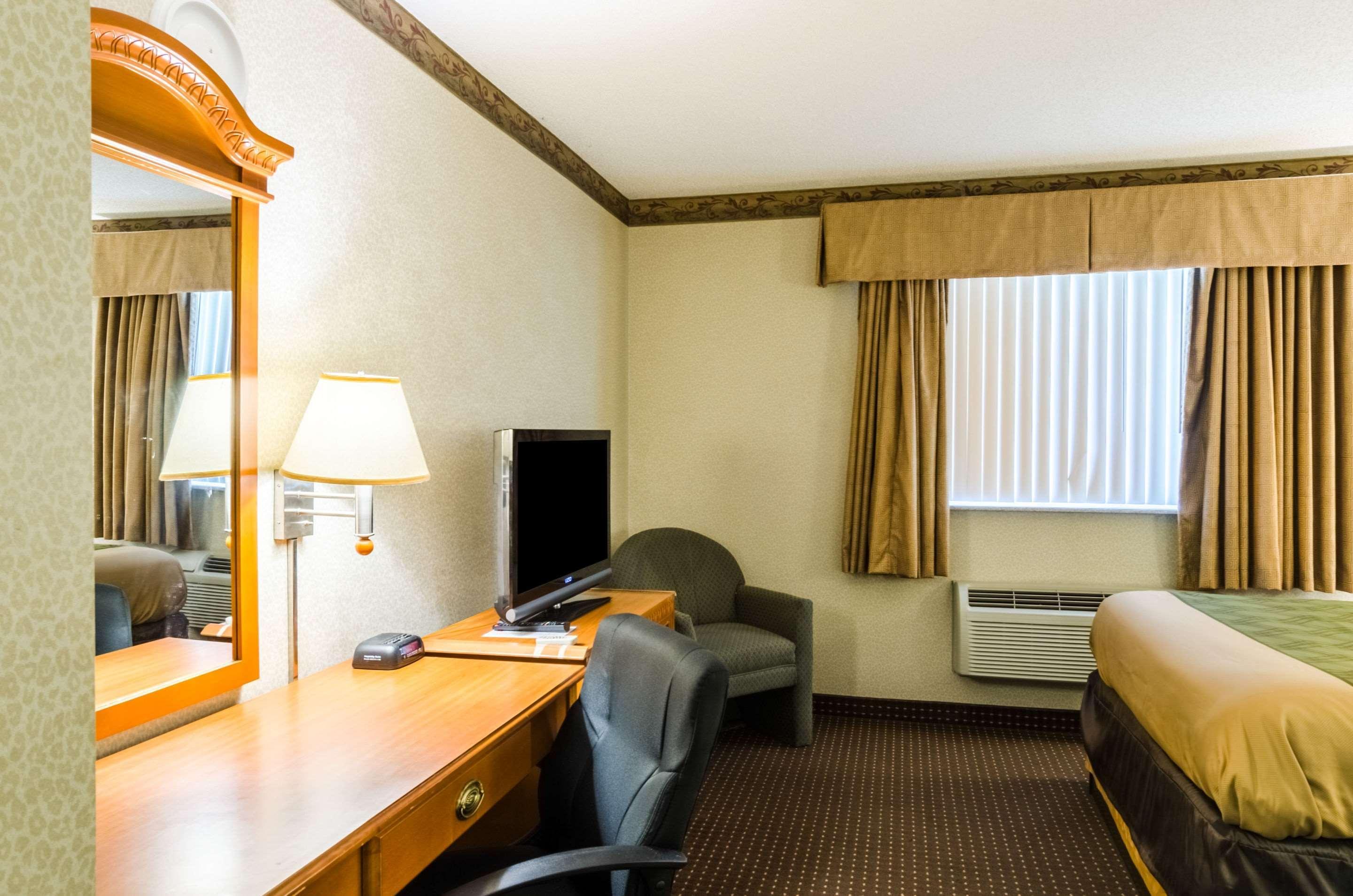 Fairbridge Inn Express Pittsfield Luaran gambar